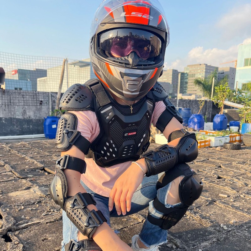 QIKUI 新型バイク用青少年用保護具 ローラースケート用プ - Motorcycle Gear Youth のレビューと価格