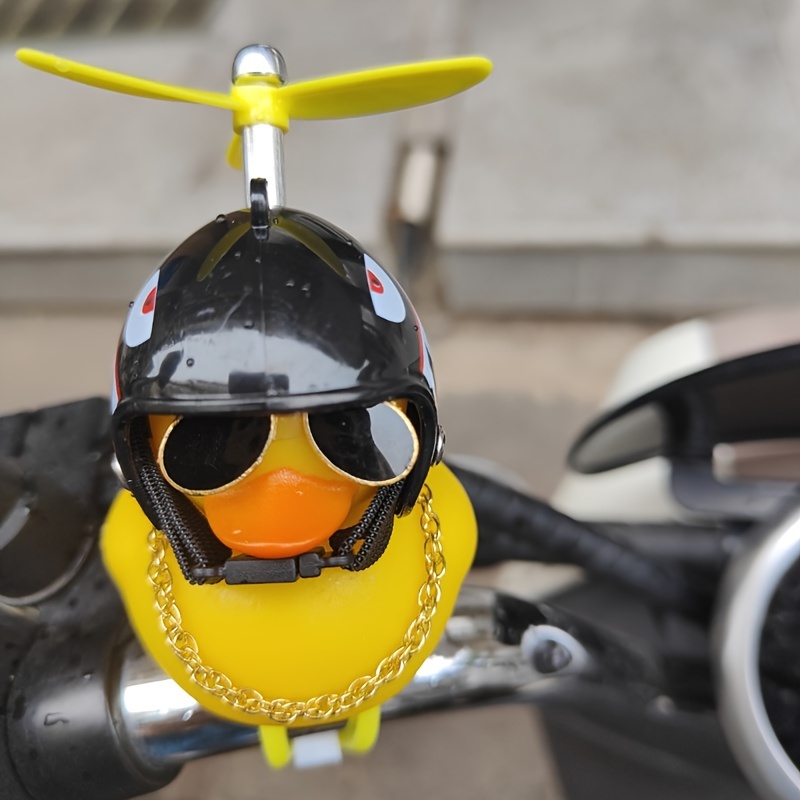 かわいい黄色いアヒルの装飾、黒いサメのオートバイのヘルメット - Motorcycle Gear Yellow のレビューと価格